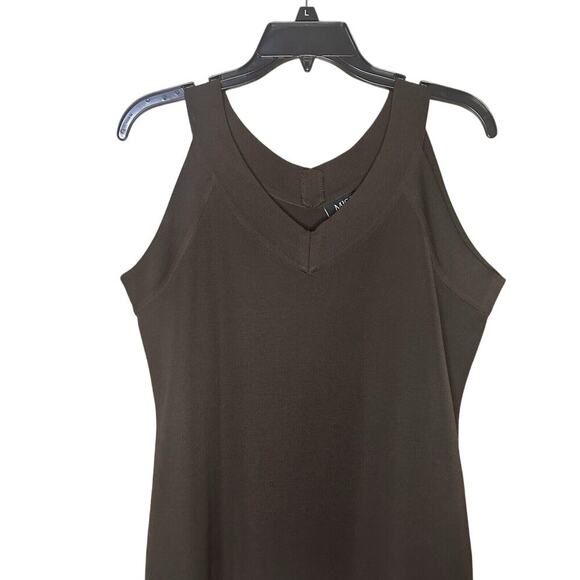 Misook Tops - Misook Tank Top Shell Sleeveless Pullover V Neck Knit Brown - Women Size S EUC